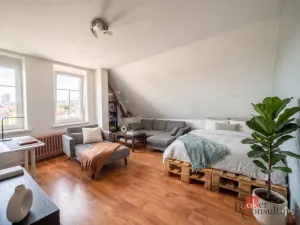 Prodej bytu 2+1, Jablonec nad Nisou, V Aleji, 56 m2
