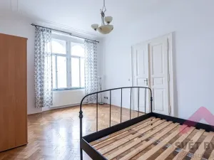 Pronájem bytu 2+kk, Praha - Karlín, Sokolovská, 49 m2