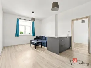 Prodej bytu 2+kk, Milovice - Mladá, Slepá, 41 m2