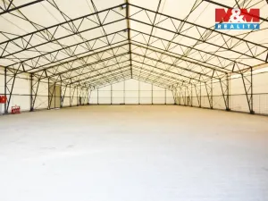 Pronájem skladu, Hlavenec, 950 m2