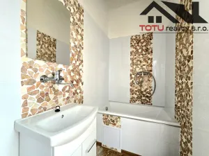 Prodej bytu 2+1, Jaroměř - Pražské Předměstí, 51 m2