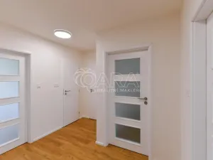 Pronájem bytu 3+1, Praha - Střížkov, Jablonecká, 68 m2