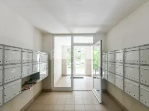 Pronájem bytu 3+1, Praha - Střížkov, Jablonecká, 68 m2