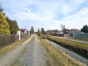 Pronájem chaty, Kralupy nad Vltavou - Zeměchy, 30 m2