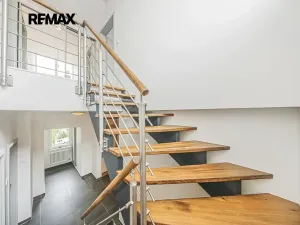 Prodej rodinného domu, Hřebeč, V háji, 165 m2