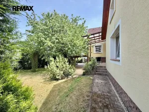 Prodej rodinného domu, Hřebeč, V háji, 165 m2
