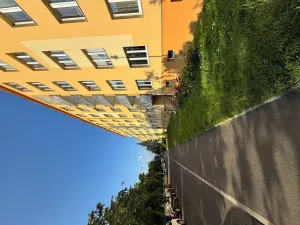 Pronájem bytu 1+1, Chomutov, Zadní Vinohrady, 36 m2