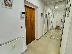 Prodej bytu 2+kk, Praha - Vršovice, Jerevanská, 77 m2