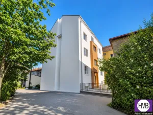 Prodej bytu 1+kk, Praha, U zákrutu, 29 m2