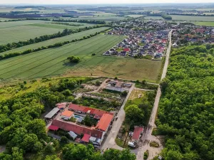 Prodej komerčního pozemku, Březí, 3250 m2