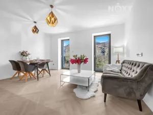 Prodej bytu 1+kk, Praha - Bohnice, V Zámcích, 44 m2
