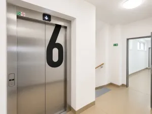 Pronájem bytu 2+kk, Praha - Záběhlice, Choceradská, 55 m2