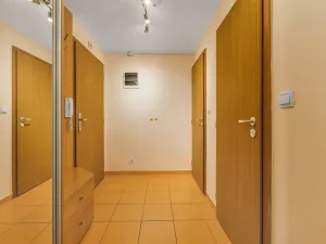 Prodej bytu 3+kk, Šestajovice, Komenského, 116 m2