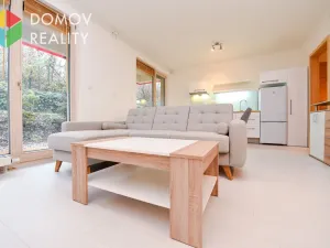 Pronájem bytu 1+kk, Praha, Dolnocholupická, 37 m2