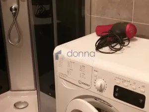 Pronájem bytu 1+kk, Praha, Sokolovská, 30 m2