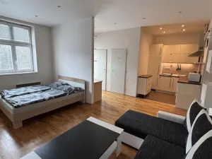 Prodej bytu 1+kk, Praha - Nusle, Jaurisova, 35 m2