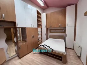 Pronájem bytu 1+kk, Kroměříž, Oskol, 25 m2