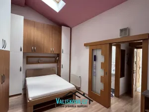 Pronájem bytu 1+kk, Kroměříž, Oskol, 25 m2