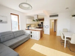 Pronájem bytu 3+kk, Praha, Nad Smetankou, 86 m2