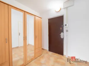 Pronájem bytu 1+kk, Brno - Židenice, Blatnická, 32 m2