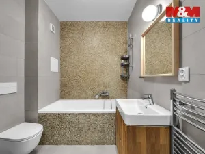 Pronájem bytu 2+kk, Pardubice - Bílé Předměstí, Husova, 58 m2