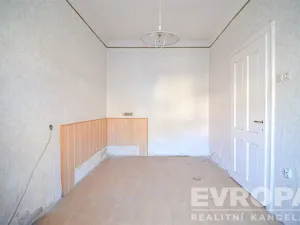 Prodej rodinného domu, Břeclav - Poštorná, Celnice-středisko služeb, 120 m2
