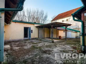 Prodej rodinného domu, Břeclav - Poštorná, Celnice-středisko služeb, 120 m2