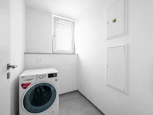 Pronájem bytu 2+kk, Praha - Vršovice, Altajská, 61 m2
