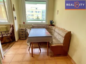Pronájem bytu 3+1, Praha, Babákova, 69 m2