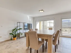 Prodej bytu 3+kk, Budva, Černá Hora, 120 m2