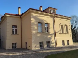 Pronájem kanceláře, Praha - Libeň, Zvonařovská, 56 m2