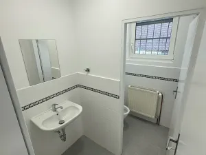 Pronájem skladu, Malotice, 176 m2
