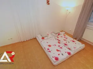 Pronájem bytu 2+kk, Pohořelice, Znojemská, 52 m2
