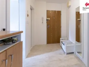 Prodej bytu 2+1, Milovice, Mírová, 58 m2