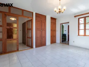 Prodej rodinného domu, Čečelice, Dlážděná, 450 m2