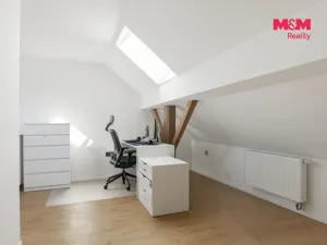 Prodej rodinného domu, Stěžery, Lipová, 250 m2