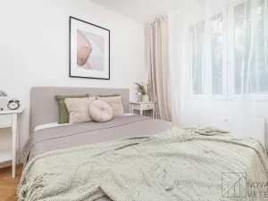 Pronájem bytu 2+kk, Praha - Vršovice, Jakutská, 41 m2