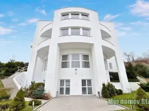 Pronájem vily, Praha - Smíchov, Nový Zlíchov, 801 m2