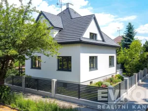 Prodej rodinného domu, Břeclav, Sokolovská, 300 m2