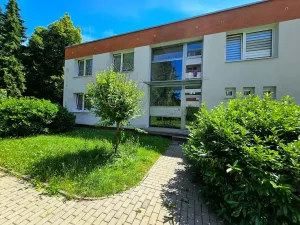 Pronájem bytu 1+1, Zlín, Dětská, 34 m2