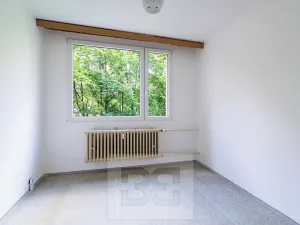 Pronájem bytu 3+1, Praha - Kobylisy, Kyselova, 64 m2