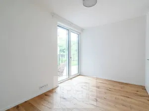 Pronájem bytu 2+kk, Praha - Radlice, U Komína, 55 m2