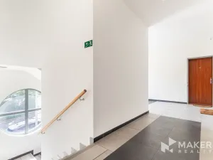 Pronájem bytu 3+kk, Praha - Smíchov, U Dívčích hradů, 100 m2