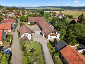 Prodej rodinného domu, Lhotka, Radoušská, 450 m2