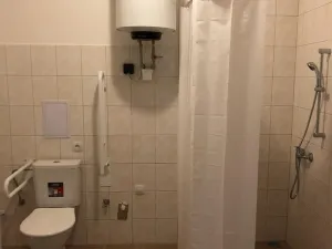 Pronájem bytu 2+kk, Ústí nad Labem - Předlice, Prostřední, 45 m2