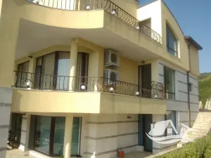 Prodej vícegeneračního domu, Varna, Bulharsko, 253 m2