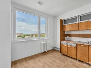 Pronájem bytu 1+1, Hradec Králové, třída Edvarda Beneše, 40 m2