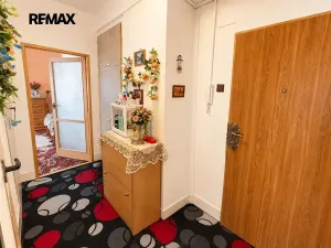 Prodej bytu 2+1, Karviná, tř. Těreškovové, 52 m2
