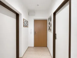 Pronájem bytu 2+kk, Olomouc - Neředín, Politických vězňů, 37 m2