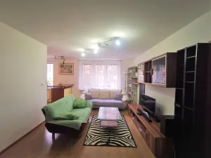 Pronájem bytu 3+kk, Chlumčany, Boženy Němcové, 72 m2